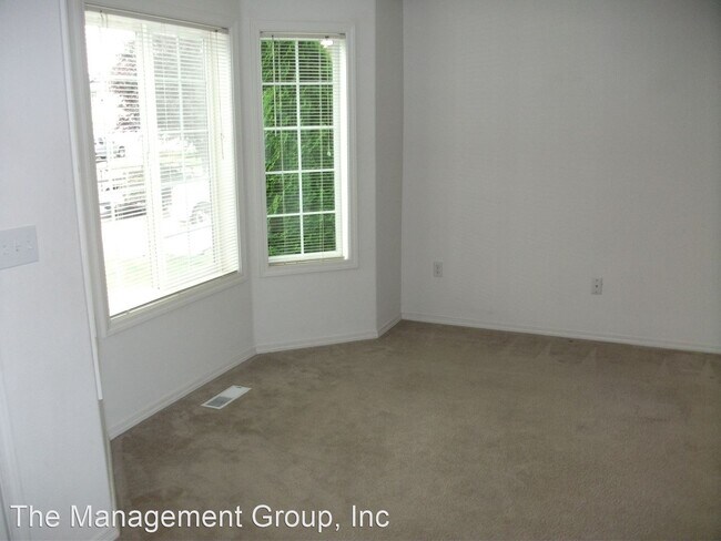 Building Photo - 3 br, 2.5 bath House - 617 NW 27th Avenue