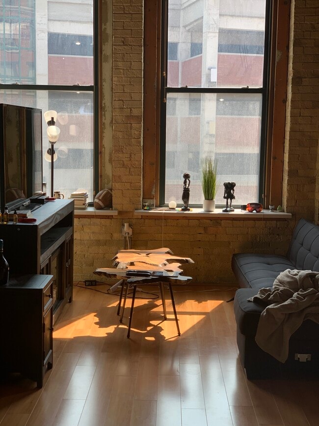 Downtown Third Ward Condo (Next to the Public Market) - 141 N Water St