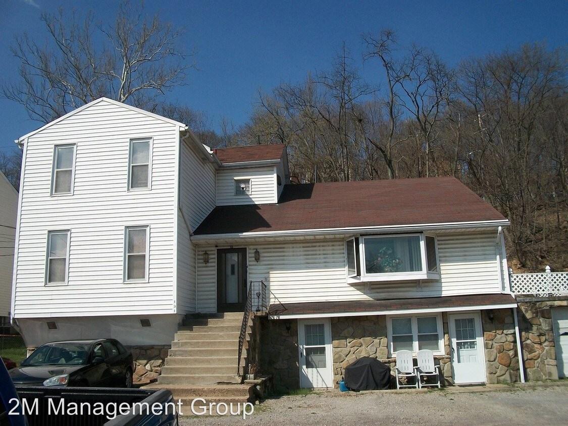 Primary Photo - 131 Court St