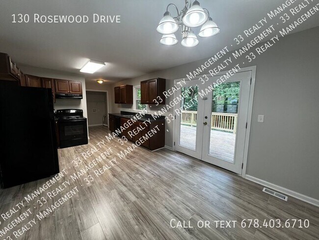 Building Photo - Spacious 3bd/1.5ba in Dallas, minutes from...