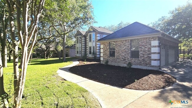 Building Photo - 20813 Woodland Cove