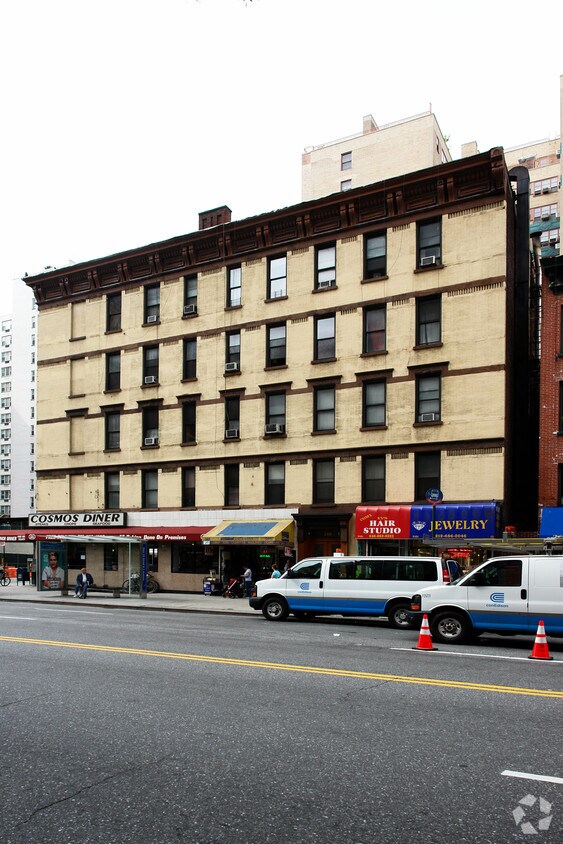 Building Photo - 395 2nd Ave