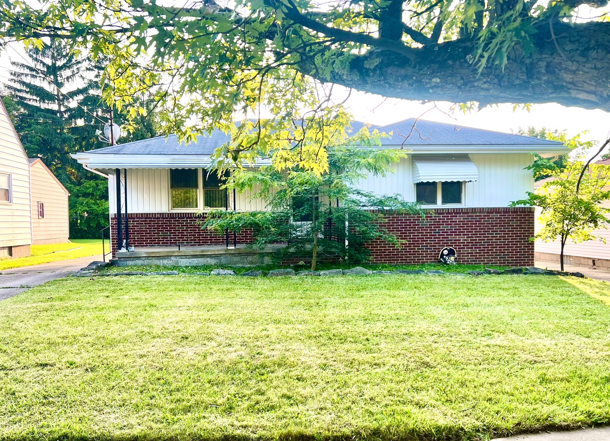 532 N Dunlap Ave Youngstown, OH 44509 – photo 1