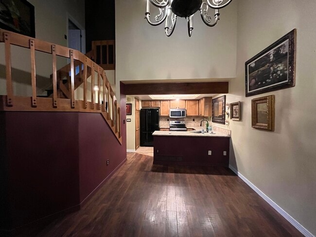 Building Photo - 2685 S Dayton Way