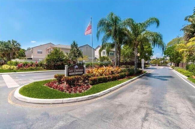 Photo - 4810 Grapevine Wy Townhome