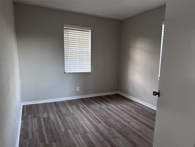 Foto del edificio - 600 St Lawrence River Rd