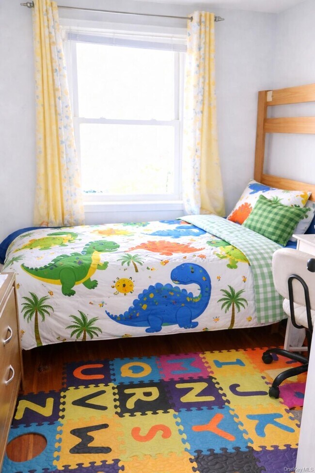 Foto del edificio - 179-47 Eveleth Rd