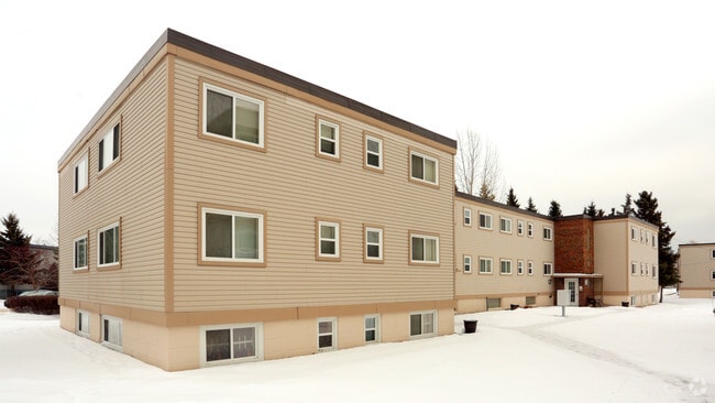 Building Photo - Compton Court