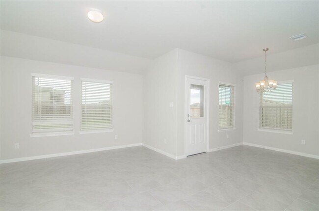Building Photo - 3110 Floral Park Ct
