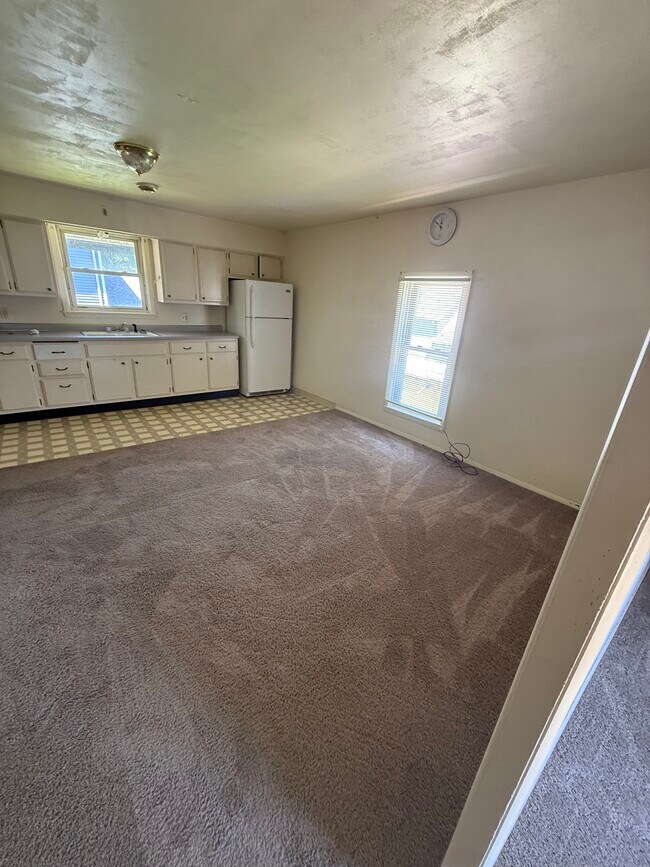 Foto del edificio - 533 W Cherry St, Lancaster, WI 53813