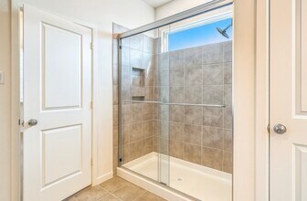 Building Photo - 9638 Lily Vis Ln