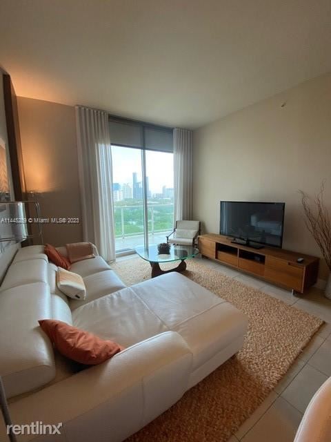 Foto del edificio - 2 br, 2 bath Condo - 2525 SW 3rd Ave Apt 1208