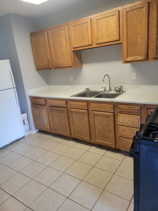 Building Photo - 203 Baylor Pl