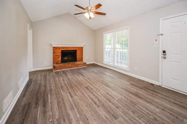 Building Photo - 6398 Grafton Ct