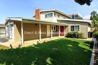 Building Photo - 3700 Weston Pl