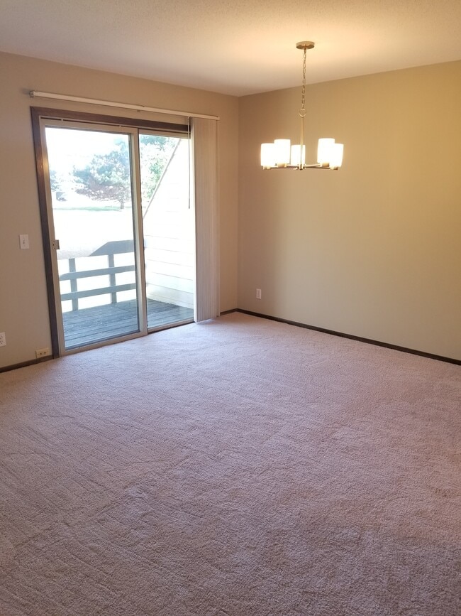 Building Photo - 10221 Cavell Cir
