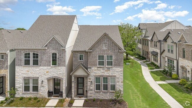 Building Photo - 4712 Craymore Rd