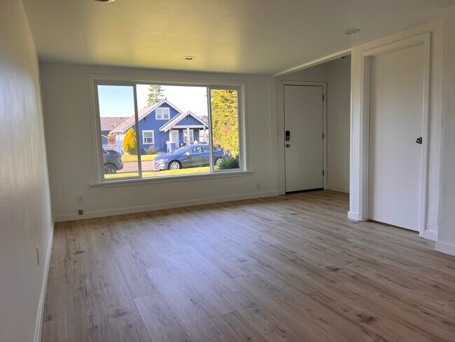Foto del edificio - 916 6th Ave SW