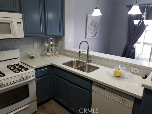 Foto del edificio - 17811 Cottonwood Ct