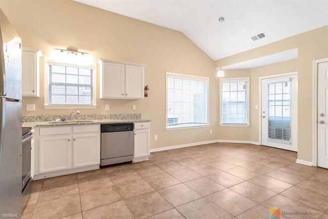 Building Photo - 3 br, 2 bath House - 2186 Berry Bush Ln