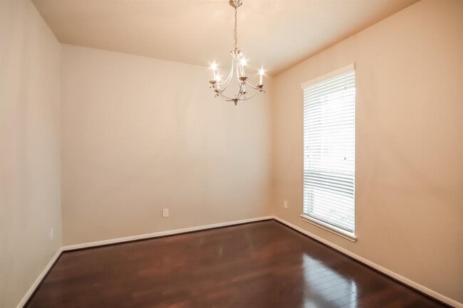 Foto del edificio - 7522 Simpson Springs Ln