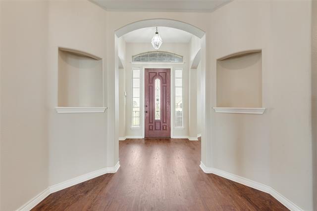Building Photo - 10044 Dorsett Dr