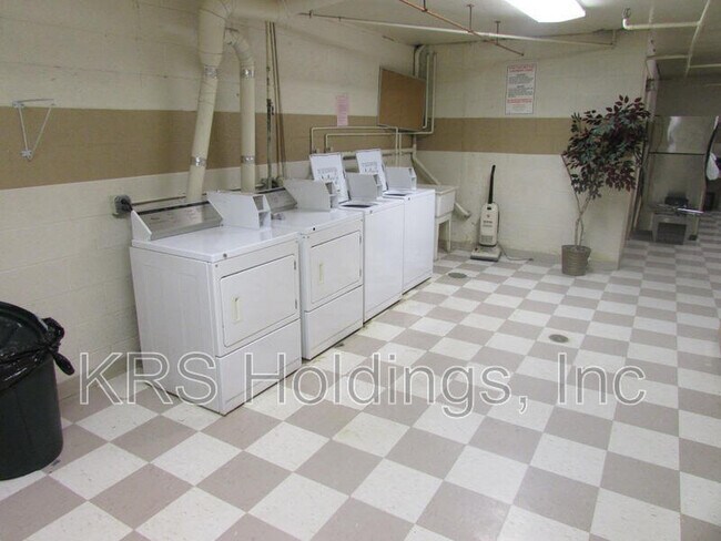 Foto del edificio - 5602 Crenshaw Rd