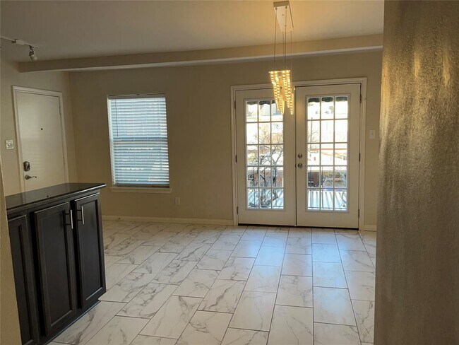 Foto del edificio - 442 N Post Oak Ln