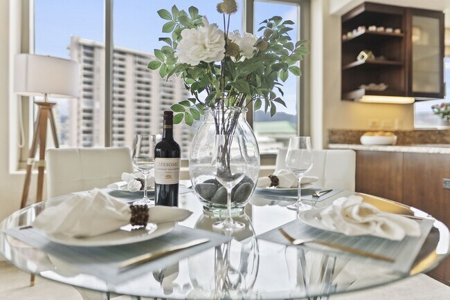 Foto del edificio - Watermark Waikiki Unit 901 w/ Panoramic Oc...