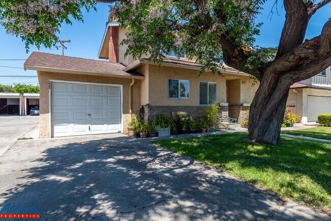 Building Photo - 1885 Cody Way