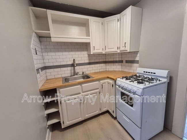 Foto del edificio - 2727 P St