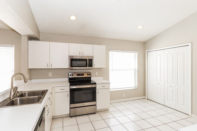 Building Photo - 9123 Egret Cove Cir