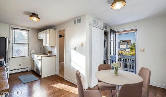 Building Photo - 8 Central Avenue