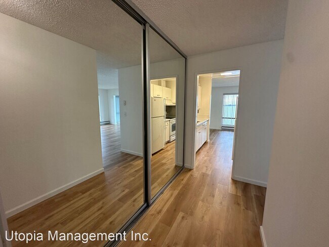 Building Photo - 2 br, 2 bath House - 6 Captain Drive #435