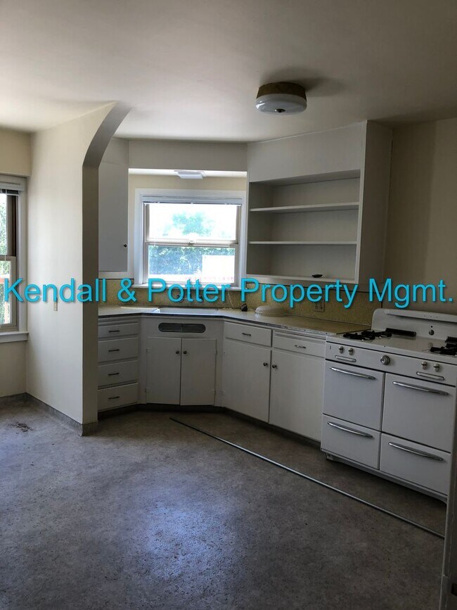 Building Photo - Soquel Dr. Properties