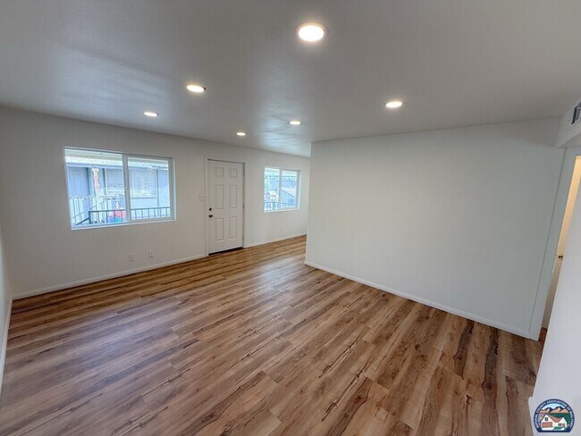 Foto del edificio - 912 Fourth St