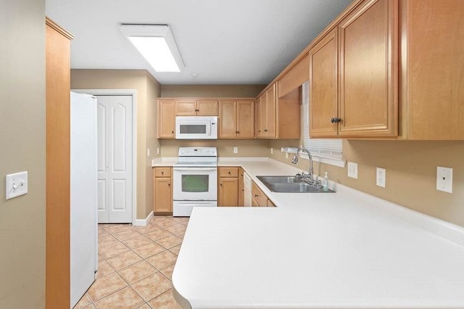Building Photo - 105 Bridgewater Cir