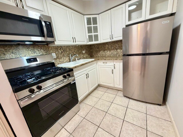 Foto del edificio - 5348 N Cumberland Ave
