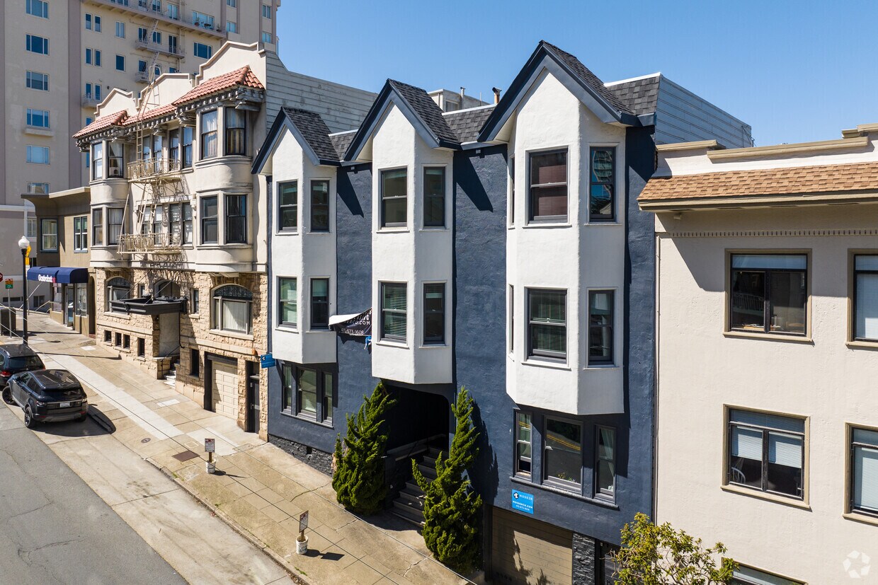 Primary - 1074 Union St
