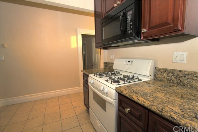 Foto del edificio - 7037 Painter Ave