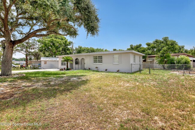 Foto del edificio - 807 Hillsdale Dr