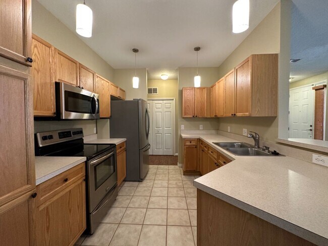 Building Photo - Oviedo Townhome!  Must See!