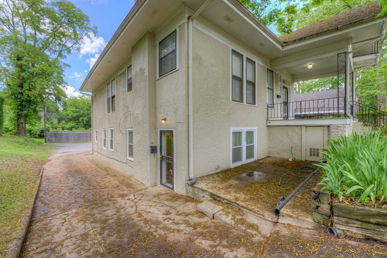 Photo - 1524 N Parkway (Memphis, TN)