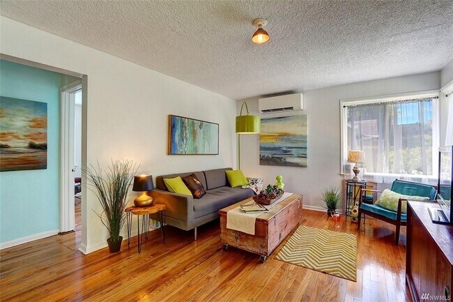 Building Photo - 9456 21st Ave SW