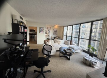 Foto del edificio - 10 E Ontario St
