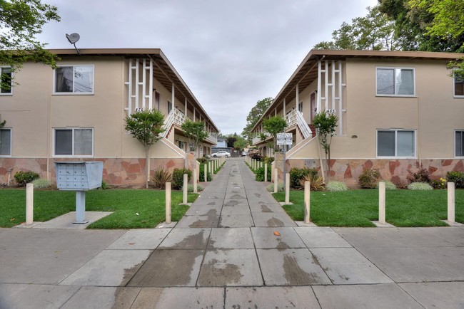 Building Photo - The Williams Apartments