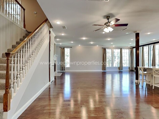 Foto del edificio - 3429 18th St