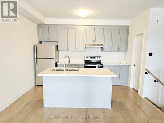 Building Photo - 25 John Canning Wy