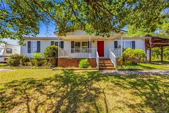 Building Photo - 105 Valley Forge Way N