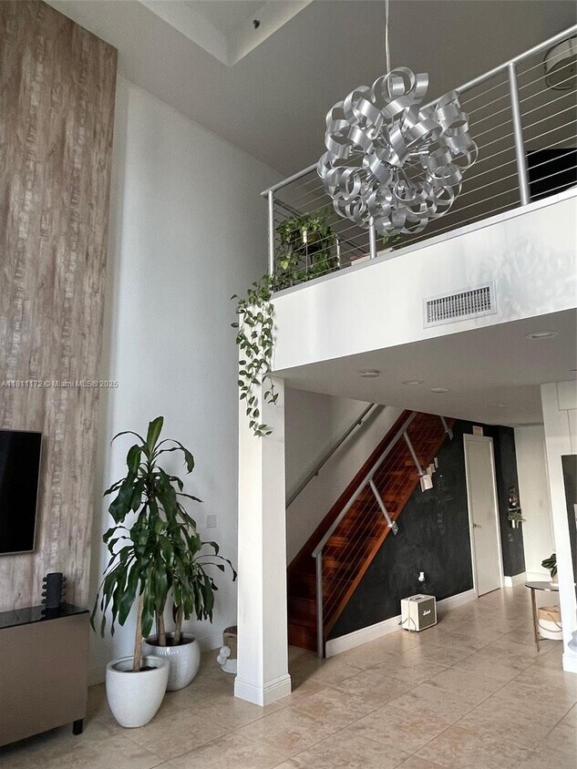 Primary Photo - 1050 Brickell Ave
